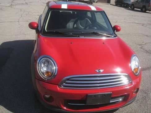 Used 2012 MINI Cooper Hardtop FWD image 2