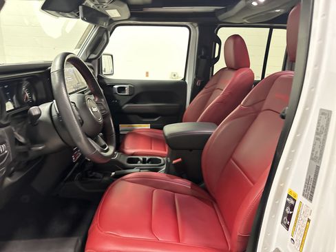 Used 2024 Jeep Wrangler Unlimited Rubicon 392 AWD/4WD image 16
