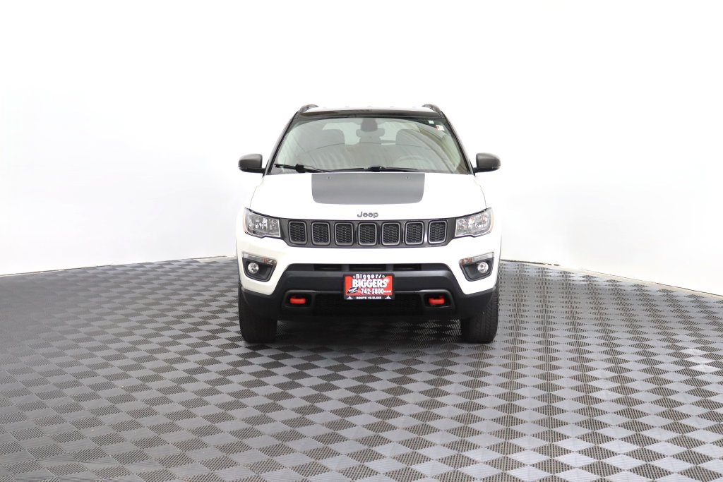Used 2019 Jeep Compass Trailhawk AWD/4WD image 2