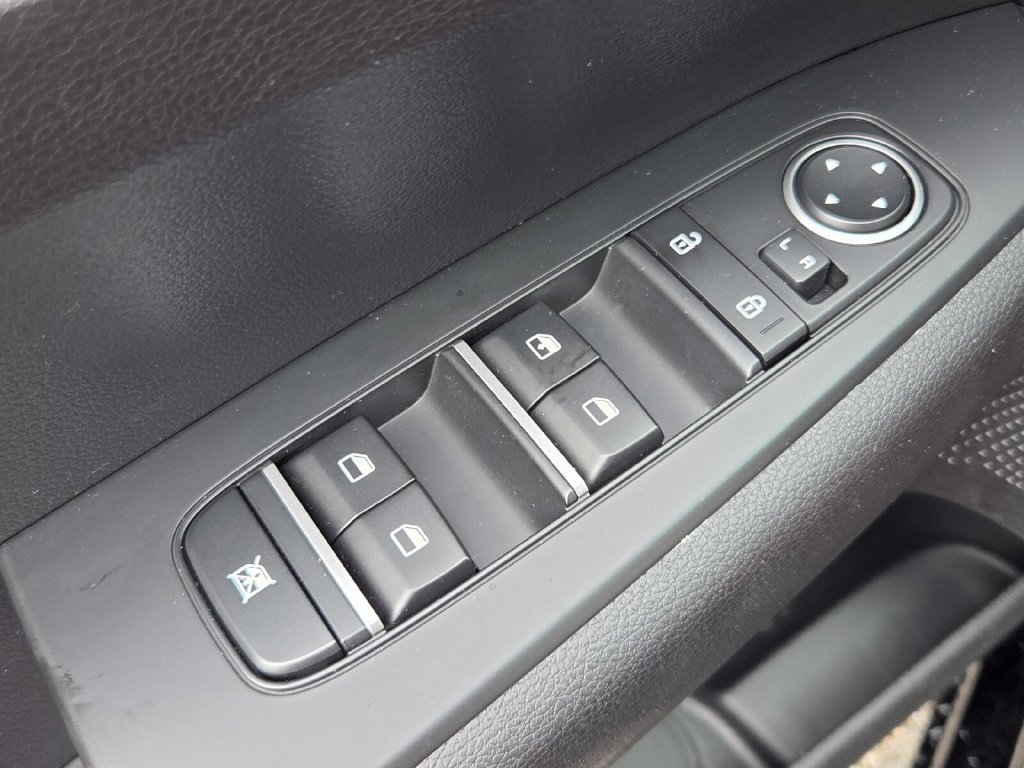 Used 2024 Kia Forte LXS w/ LXS Technology Package FWD image 29