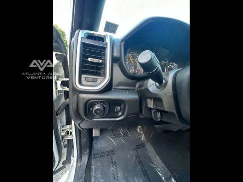 Used 2021 RAM 2500 Big Horn image 23