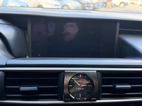Used 2018 Lexus IS 300 F Sport AWD/4WD image 14