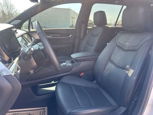 Certified 2024 Cadillac XT6 Premium Luxury FWD image 14