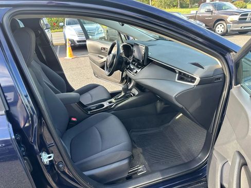 Used 2022 Toyota Corolla LE image 16