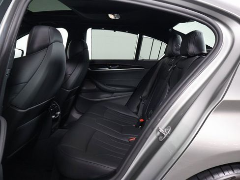 Used 2022 BMW M5 w/ Executive Package AWD/4WD image 11