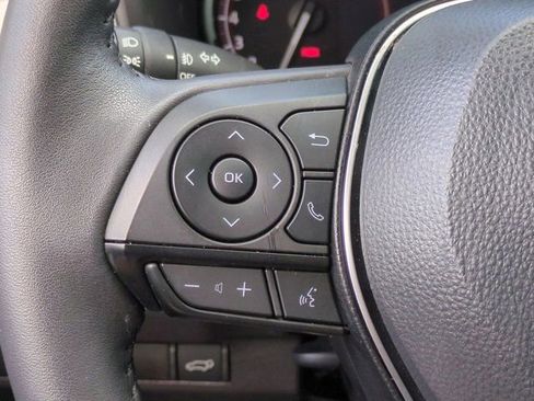 Used 2025 Toyota RAV4 XLE Premium image 23