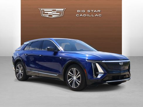 Used 2024 Cadillac Lyriq Luxury RWD image 7