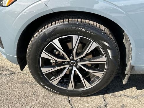 Certified 2023 Volvo XC60 B5 Core w/ Climate Package image 8