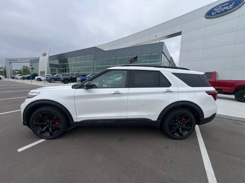 Used 2023 Ford Explorer ST w/ Equipment Group 401A AWD/4WD image 8