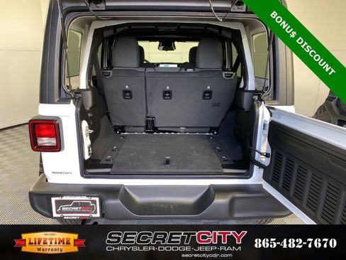 New 2026 Jeep Wrangler Unlimited Sport image 30