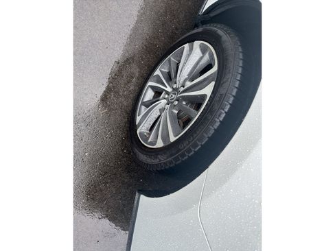 Used 2020 Acura MDX SH-AWD w/ Technology Package image 4
