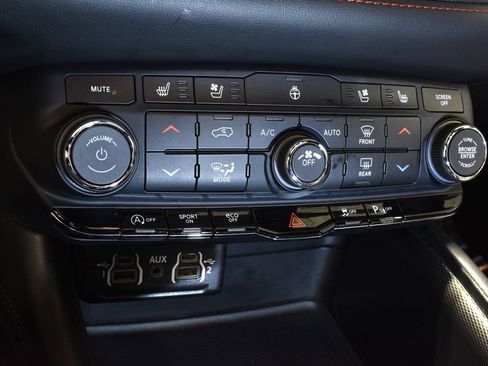 Used 2023 Dodge Durango GT image 23