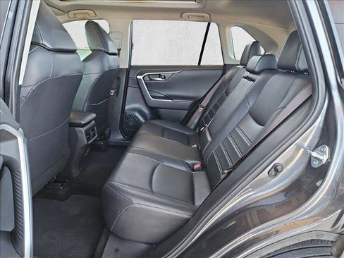 Used 2019 Toyota RAV4 Limited w/ Advanced Technology Package FWD image 21