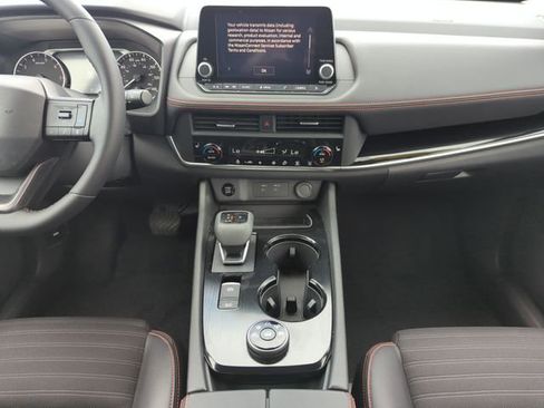 Certified 2025 Nissan Rogue SV w/ Rock Creek Premium Package AWD/4WD image 23