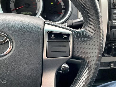 Used 2013 Toyota Tacoma PreRunner image 11