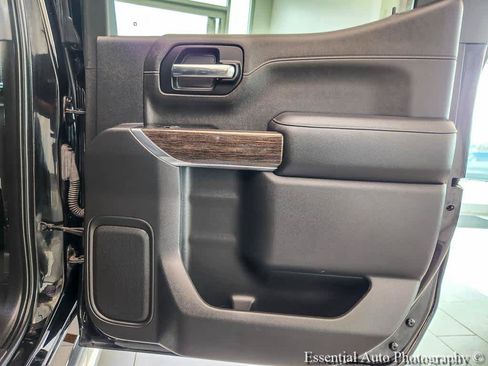 Used 2019 GMC Sierra 1500 SLE w/ SLE Value Package AWD/4WD image 22
