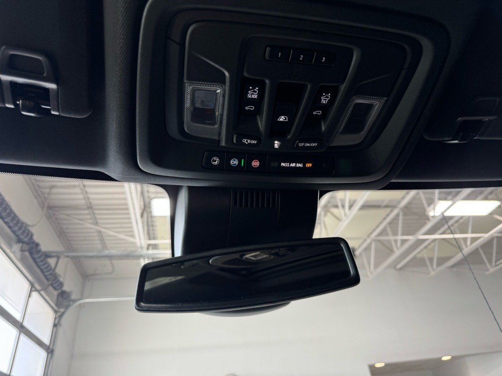 Used 2024 GMC Sierra 1500 AT4 w/ AT4 Premium Package AWD/4WD image 26