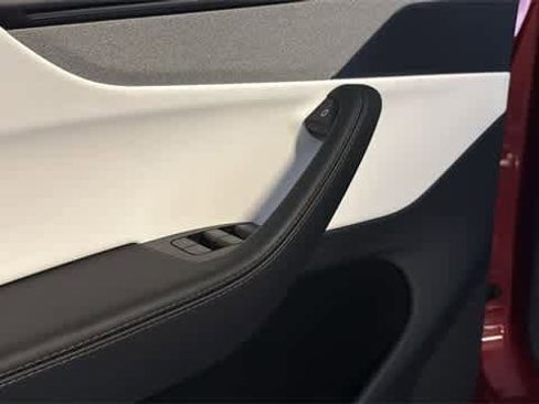 Used 2026 Tesla Model Y AWD image 13