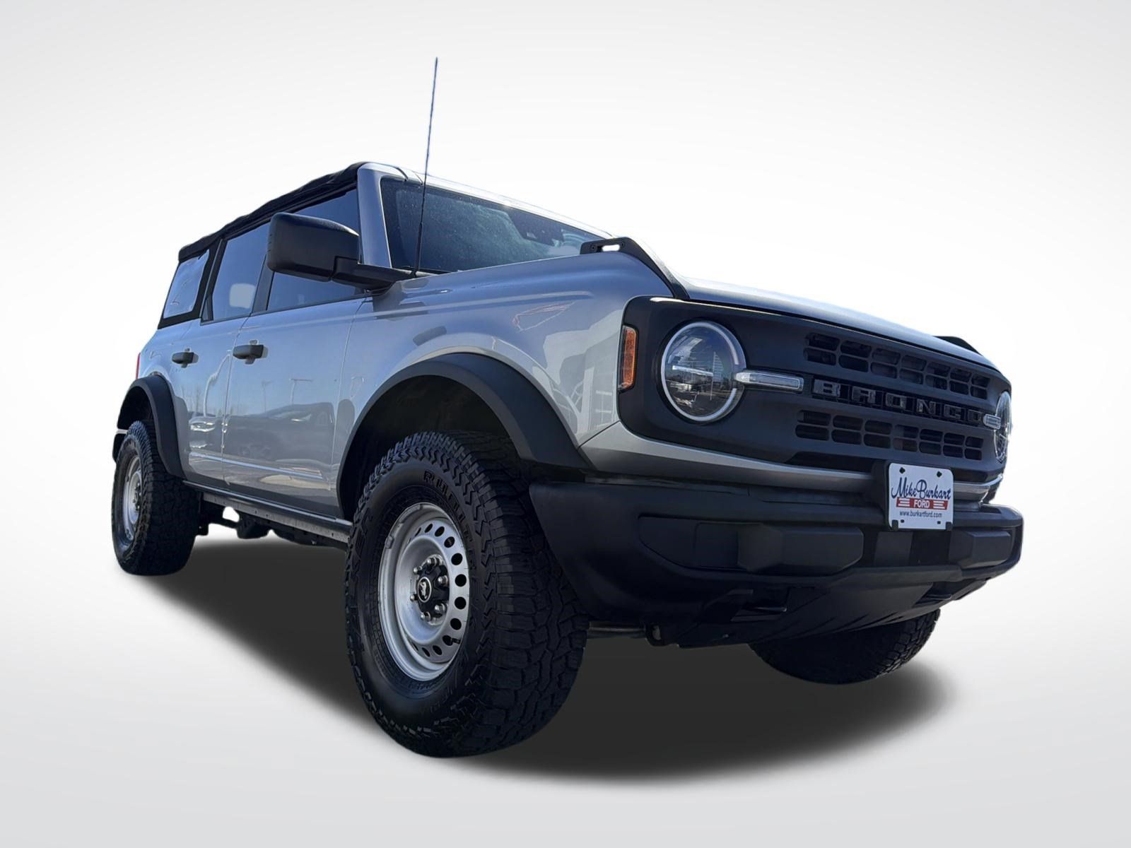 Used 2023 Ford Bronco 4-Door AWD/4WD image 5