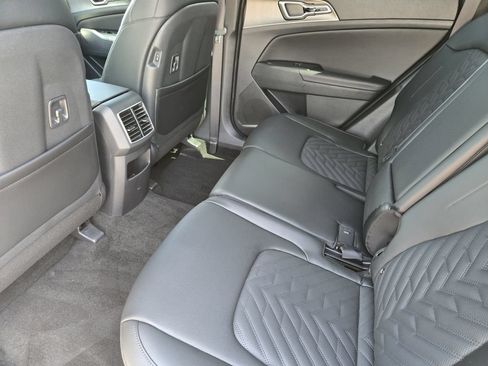 New 2026 Kia Sportage X-Line w/ X-Line Technology Package AWD/4WD image 22