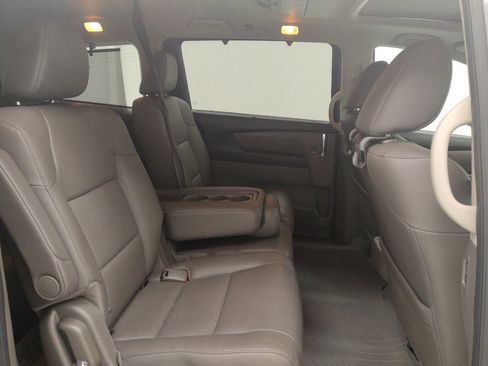 Used 2016 Honda Odyssey Touring Elite image 19