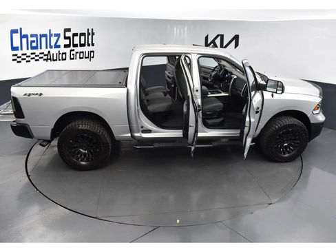 Used 2018 RAM 1500 Big Horn AWD/4WD image 32