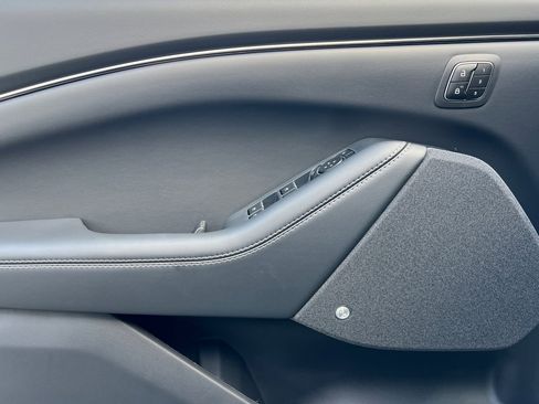 New 2025 Ford Mustang Mach-E Premium image 10