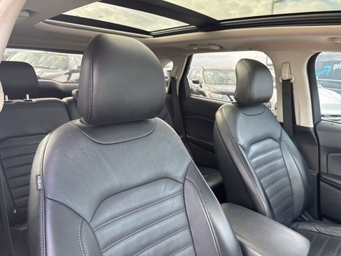 Used 2017 Ford Edge SEL w/ Equipment Group 201A image 12