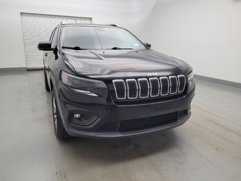 Used 2020 Jeep Cherokee Latitude Plus w/ Cold Weather Group AWD/4WD image 14