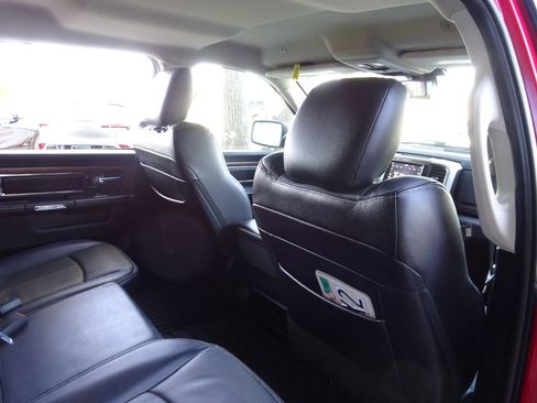 Used 2019 RAM 1500 Laramie w/ Convenience Group RWD image 22