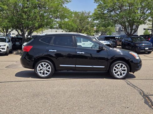 Used 2012 Nissan Rogue SL AWD/4WD image 2