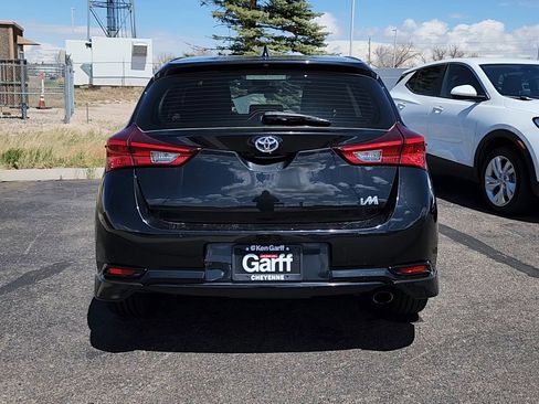 Used 2017 Toyota Corolla iM FWD image 19
