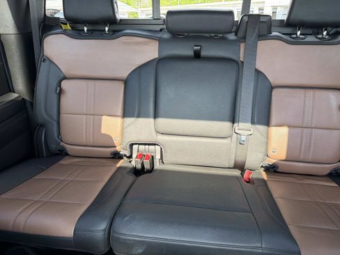 Certified 2023 Chevrolet Silverado 1500 High Country w/ High Country Premium Package image 9