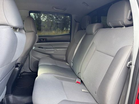 Used 2013 Toyota Tacoma 4x4 Double Cab w/ TRD Sport Pkg image 13