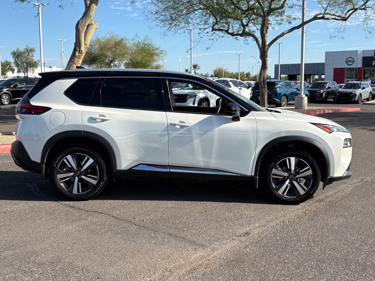 Certified 2023 Nissan Rogue SL FWD image 7