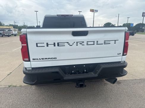 Used 2026 Chevrolet Silverado 2500 LT w/ Trail Boss Package AWD/4WD image 4