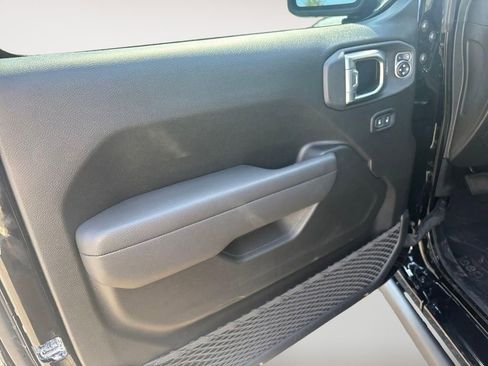 New 2025 Jeep Wrangler Rubicon w/ Convenience Group image 11