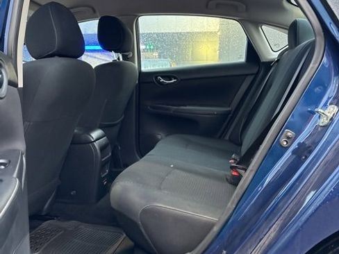 Certified 2019 Nissan Sentra S image 6