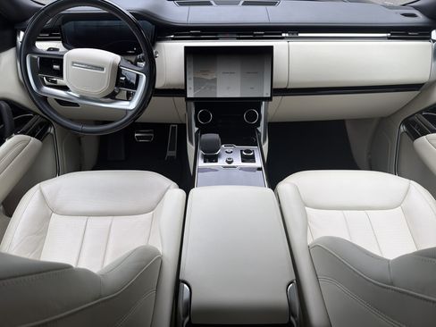 Used 2023 Land Rover Range Rover Autobiography AWD/4WD image 4