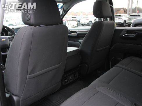 Used 2024 Chevrolet Silverado 1500 LT image 19