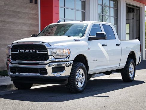Used 2022 RAM 2500 Tradesman AWD/4WD image 8