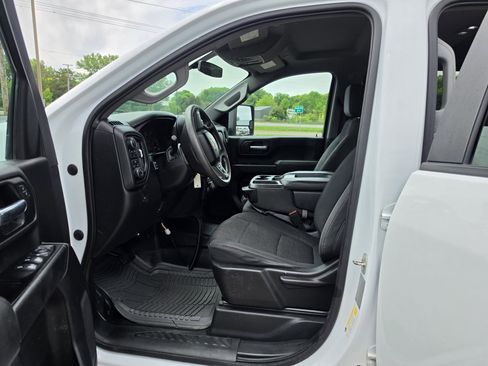 Used 2020 Chevrolet Silverado 3500 W/T w/ WT Convenience Package AWD/4WD image 4