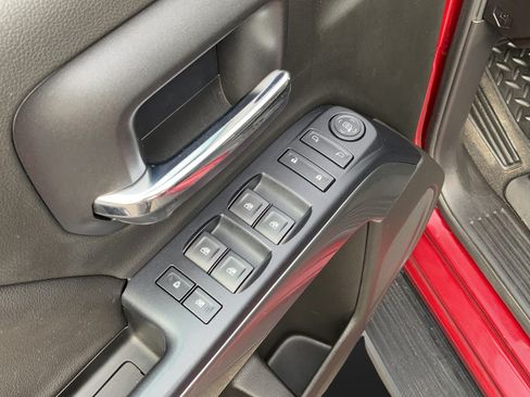 Used 2018 Chevrolet Silverado 1500 LT w/ All Star Edition AWD/4WD image 32