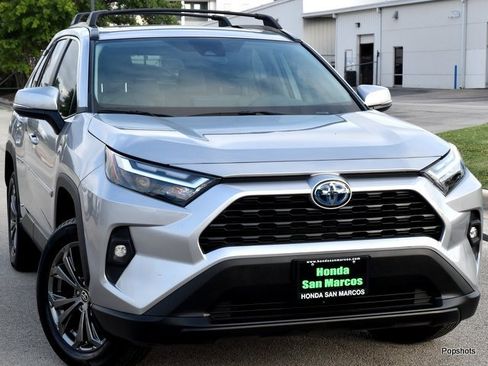 Used 2024 Toyota RAV4 XLE Premium image 2