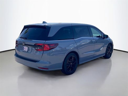Used 2024 Honda Odyssey Sport image 7