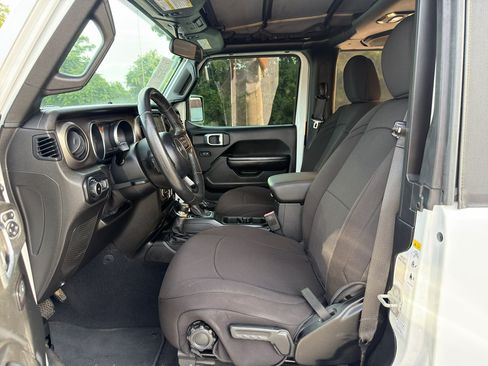 Used 2019 Jeep Wrangler Sport AWD/4WD image 20