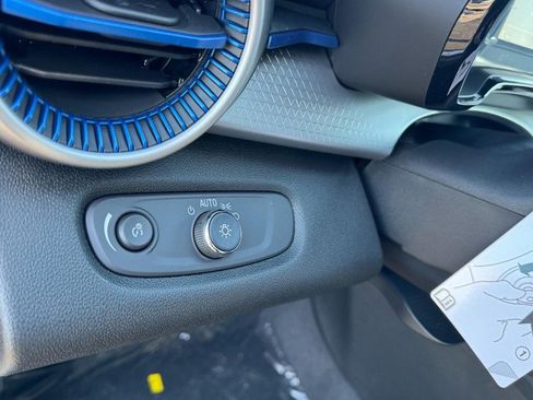 New 2026 Chevrolet Trax LS w/ LS Convenience Package image 32