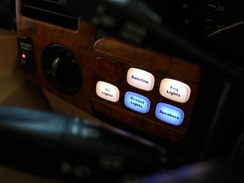 Used 2015 Mercedes-Benz Sprinter 3500 image 29