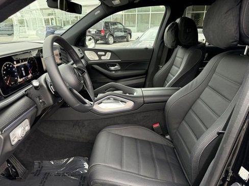 New 2025 Mercedes-Benz GLS 450 4MATIC image 10
