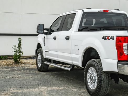 Used 2021 Ford F250 XL w/ STX Appearance Package AWD/4WD image 11